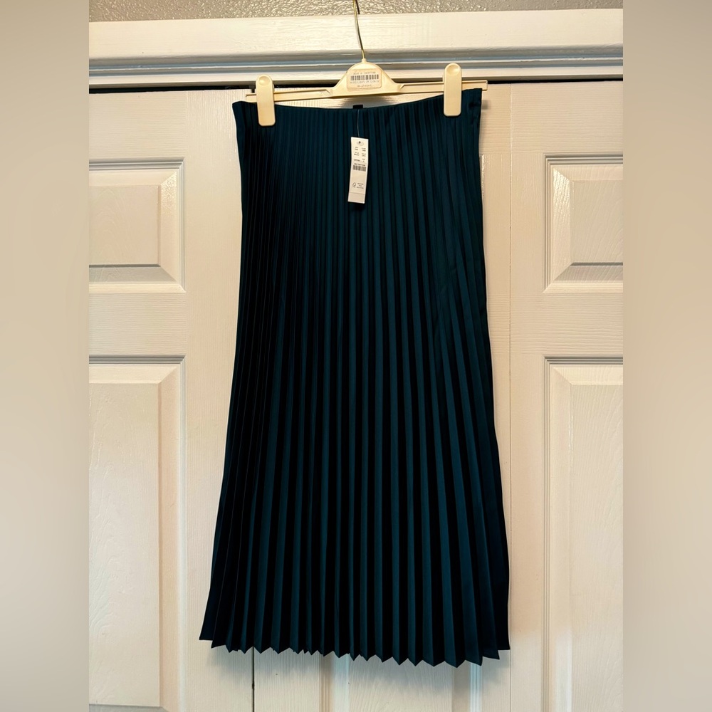 J Crew Pleated Midi Skirt.  Spruce color and Size Small.  New with tags.